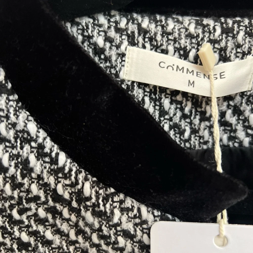 Tweed Boucle Crop Blazer - Picture 9 of 12